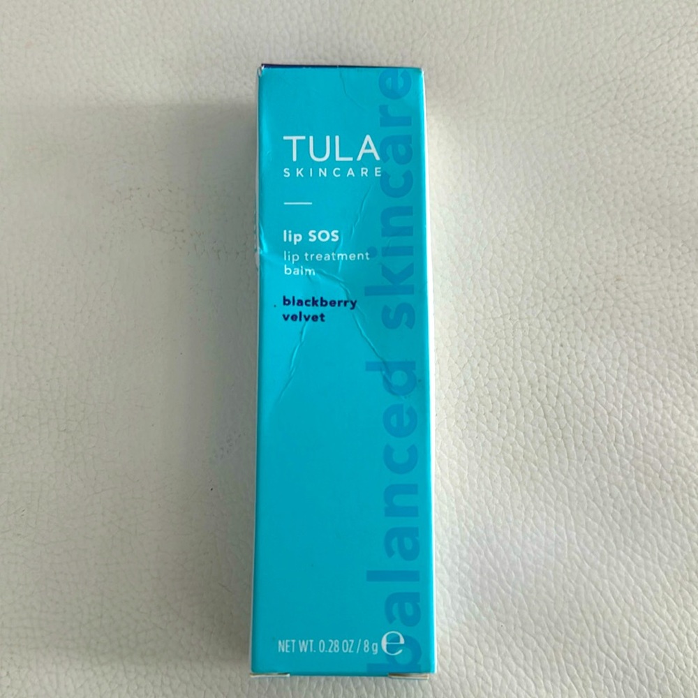 TULA SKINCARE. LIP SOS.